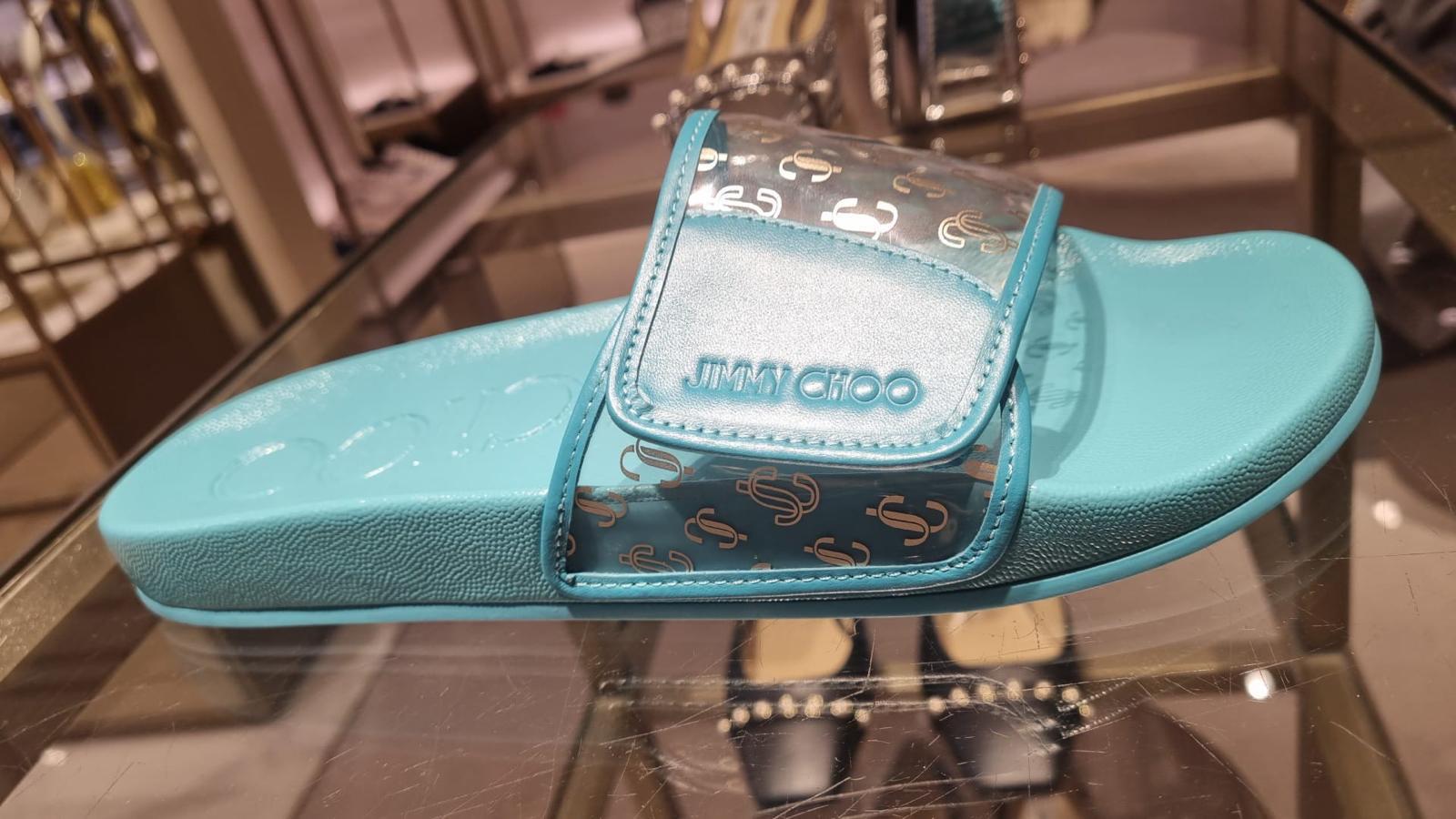 JIMMY CHOO《新作入荷》JCロゴ入りサンダルFITZ 2色 White/Blue