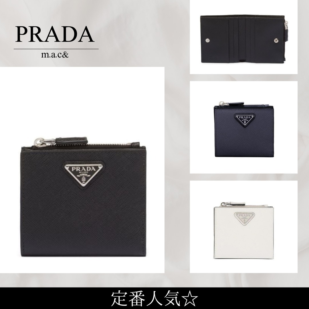 定番人気【PRADA】サフィアーノトライアングル 財布