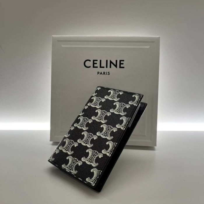 ★Celine★バーティカルカードホルダート