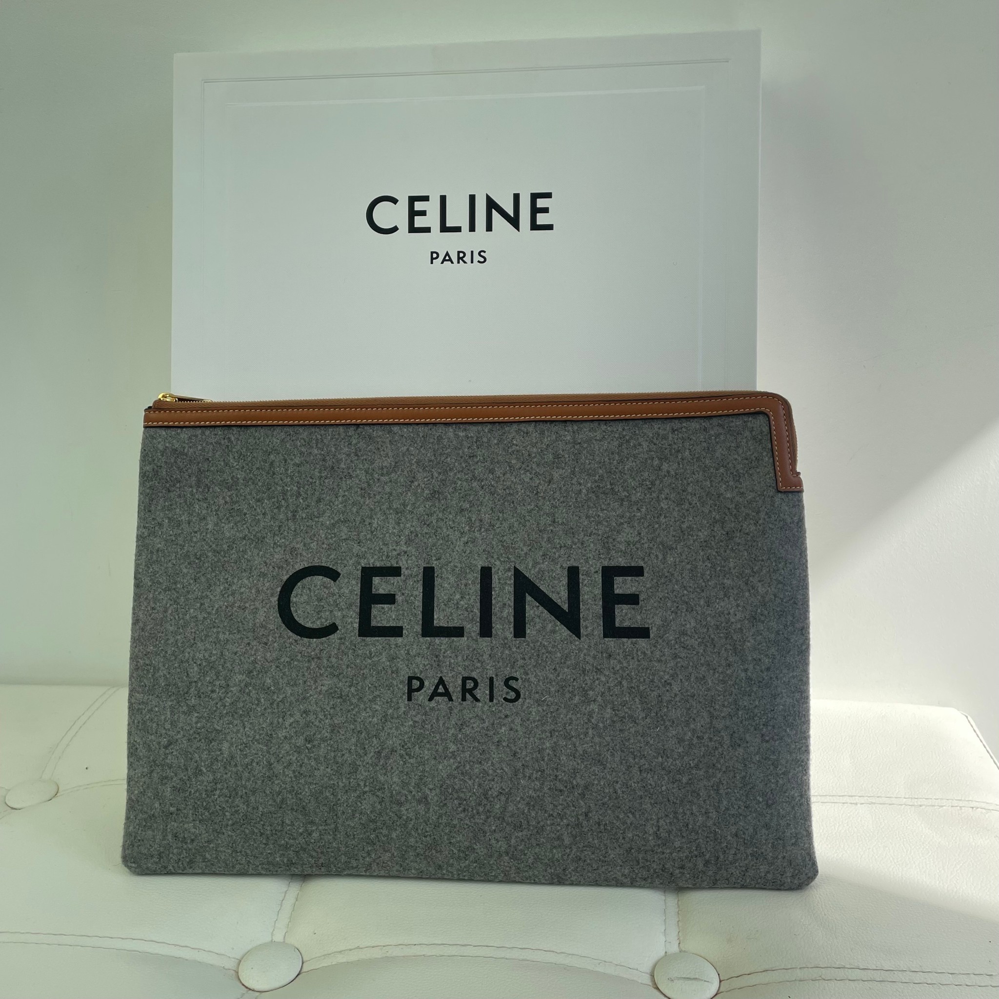 1点在庫有★VIP超レア★CELINE★ラージポーチ★10B802BVU.10GT