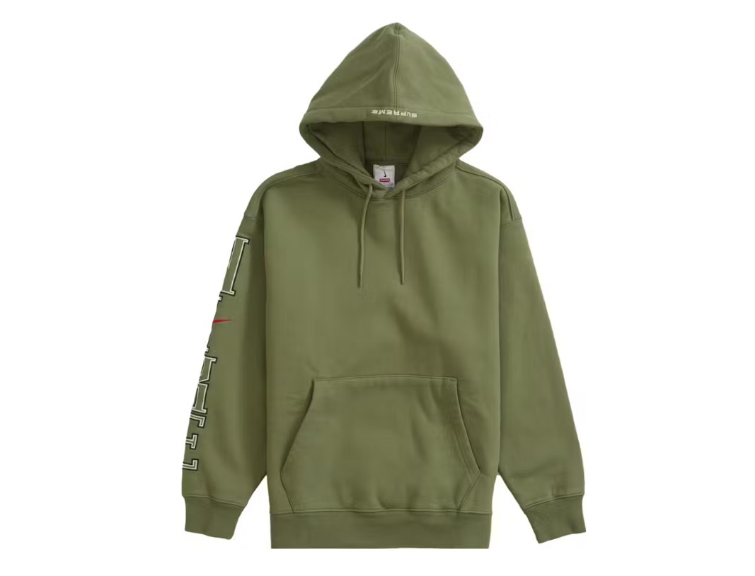 ☆Supreme x NIKE☆送関込☆話題のコラボ「パーカー」