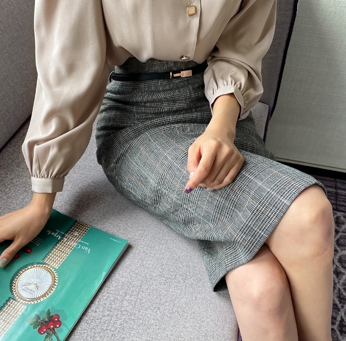 【I AM MARI】Kotia Belted Check Skirt
