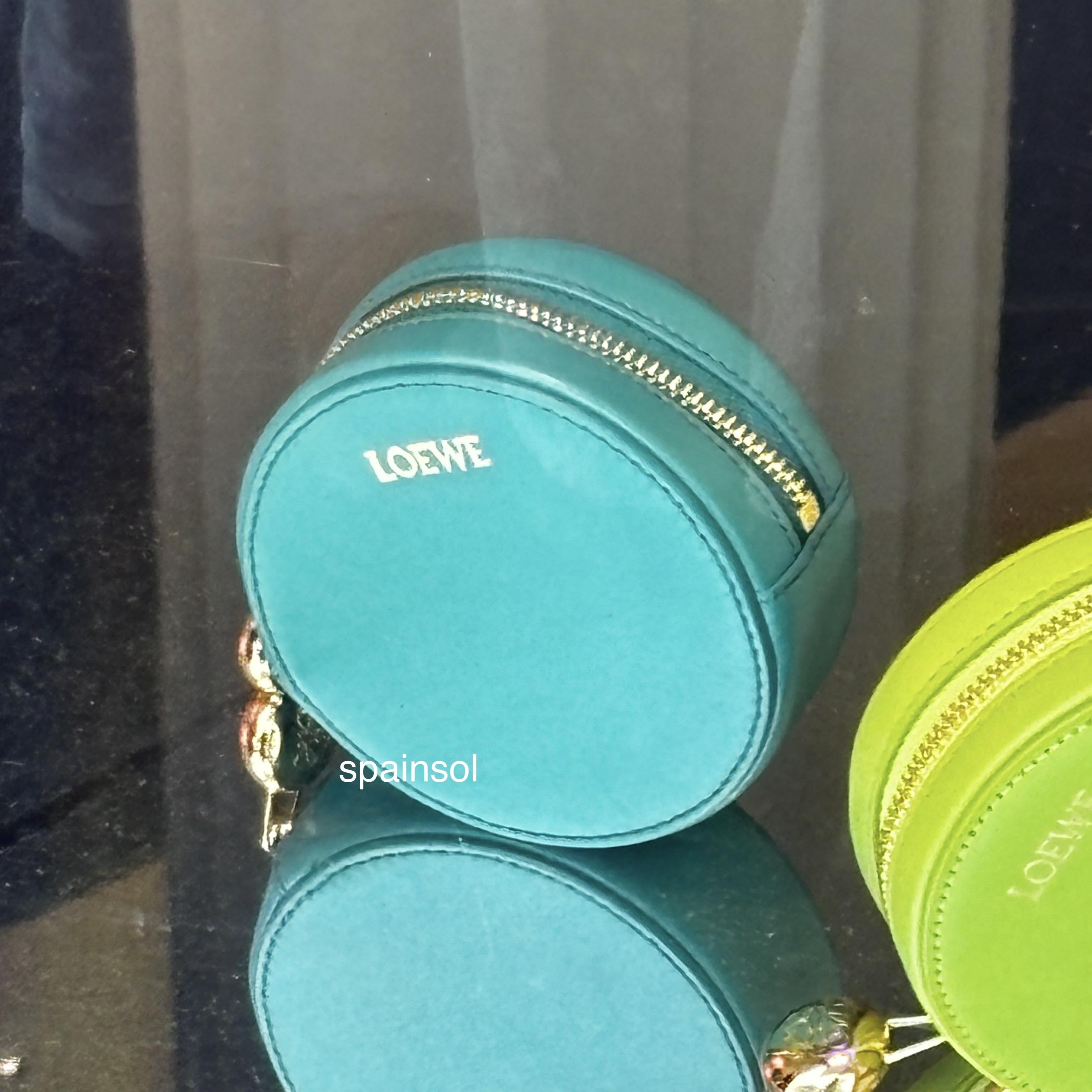 【Loewe】ペブル クッキー キーホルダー ペブル クッキー キーホルダー（シャイニーナパカーフ