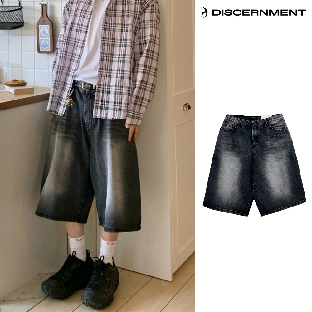 【DISCERNMENT】Steel black bermuda denim jeans