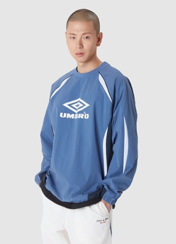 ★人気★【UMBRO】★HBL CELEBRATION WOVEN PIATE UNISE.X★ ☆関税込☆UMBRO☆HBL CELEBRATION WOVEN PIATE UNISEX☆ (UMBRO