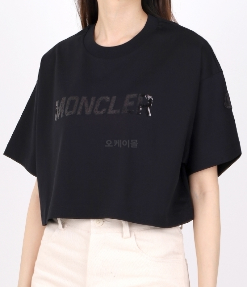 MONCLER｜SHORT-SLEEVED ROUND NECK T-SHIRTS (8C00031 89AJ