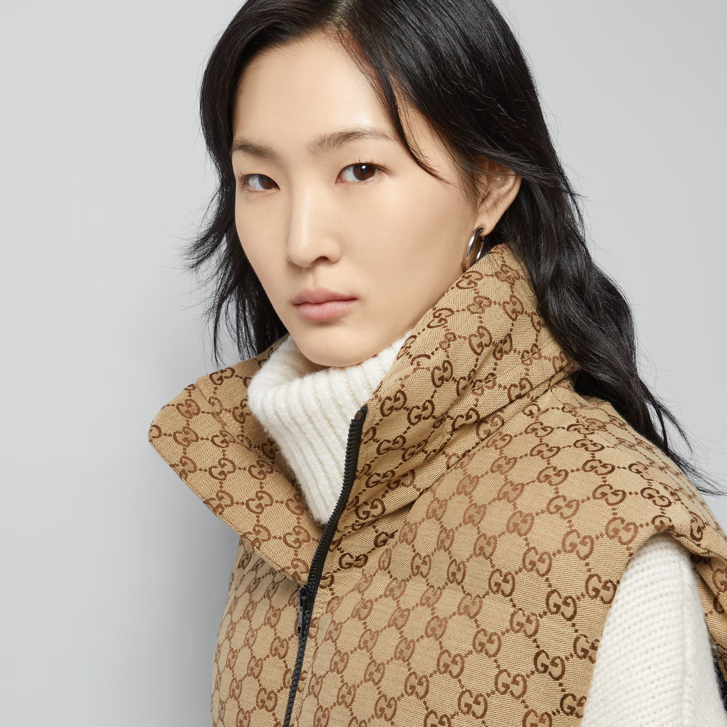 GUCCI《GGコットンキャンバス ダウンベスト》キャメル DHL 直営