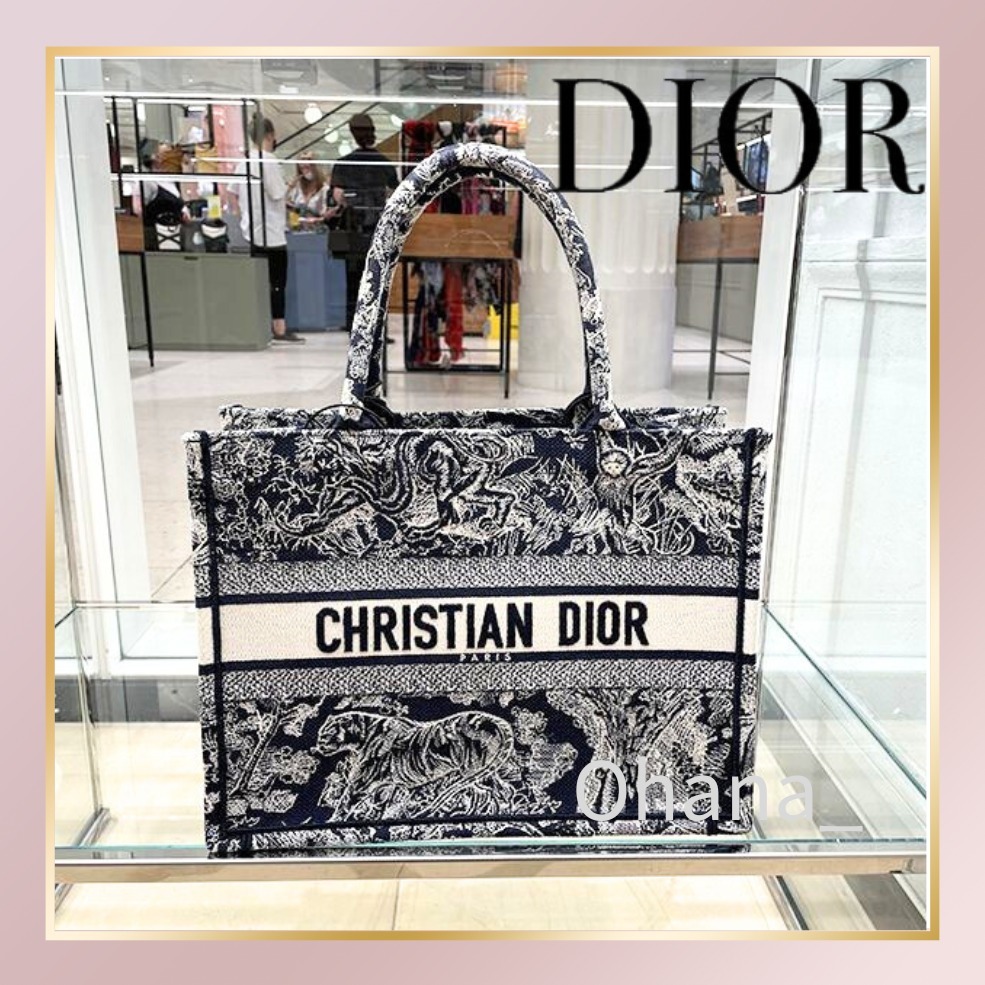 【DIOR】Dior Book Tote バッグ ミディアム
