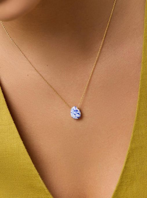 ana luisa ネックレス チェーン 14K PEBBLE MINI MARBLE BLUE Gold Statement Necklace - Pebble Mini Marble Blue | Ana