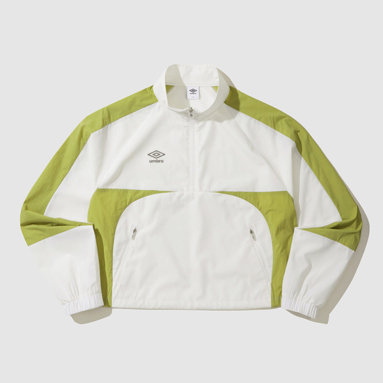 UMBRO■Double-cut women stand-neck anorak ■送料込 UMBRO□Double-cut women stand-neck anorak □送料込 (UMBRO