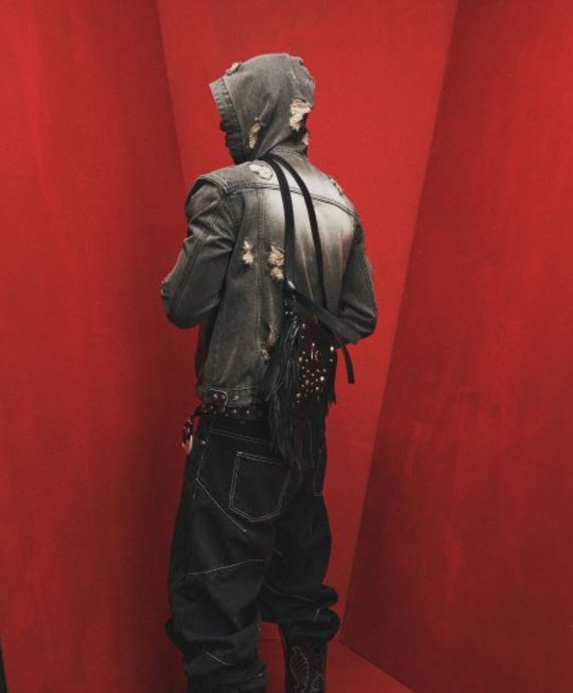 ☆韓国の人気☆【THUG CLUB】☆Rover Denim Hoodie Zip-U.p