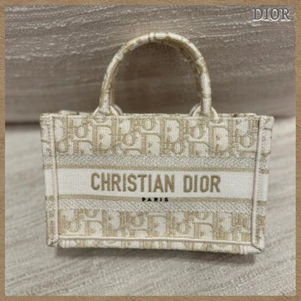【チャームも可愛い♡】Dior★Dior Book Tote バッグ ミニ ディオール Dior Dior ディオール Dior Book Tote バッグ ミニ