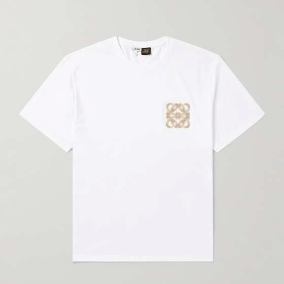 《オシャレさを演出》【LOEWE】+ Paula アナグラム Tシャツ