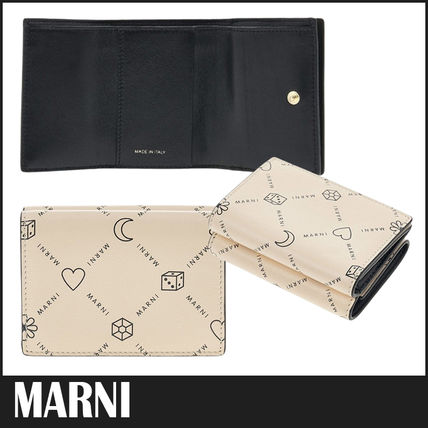 ☆送料関税込☆MARNI 小銭入れ付き 二つ折り財布☆超人気☆ マルニ MARNI 財布 二つ折り財布 折りたたみ財布 小銭入れ付き