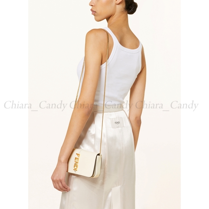 24SS NEW】FENDI_women / ウォレット クラッチバッグ / 4色