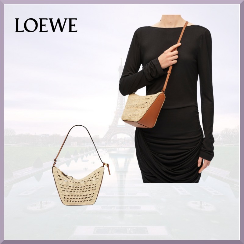 国内発送【LOEWE】ハンモックホーボーミニ（ラフィア）