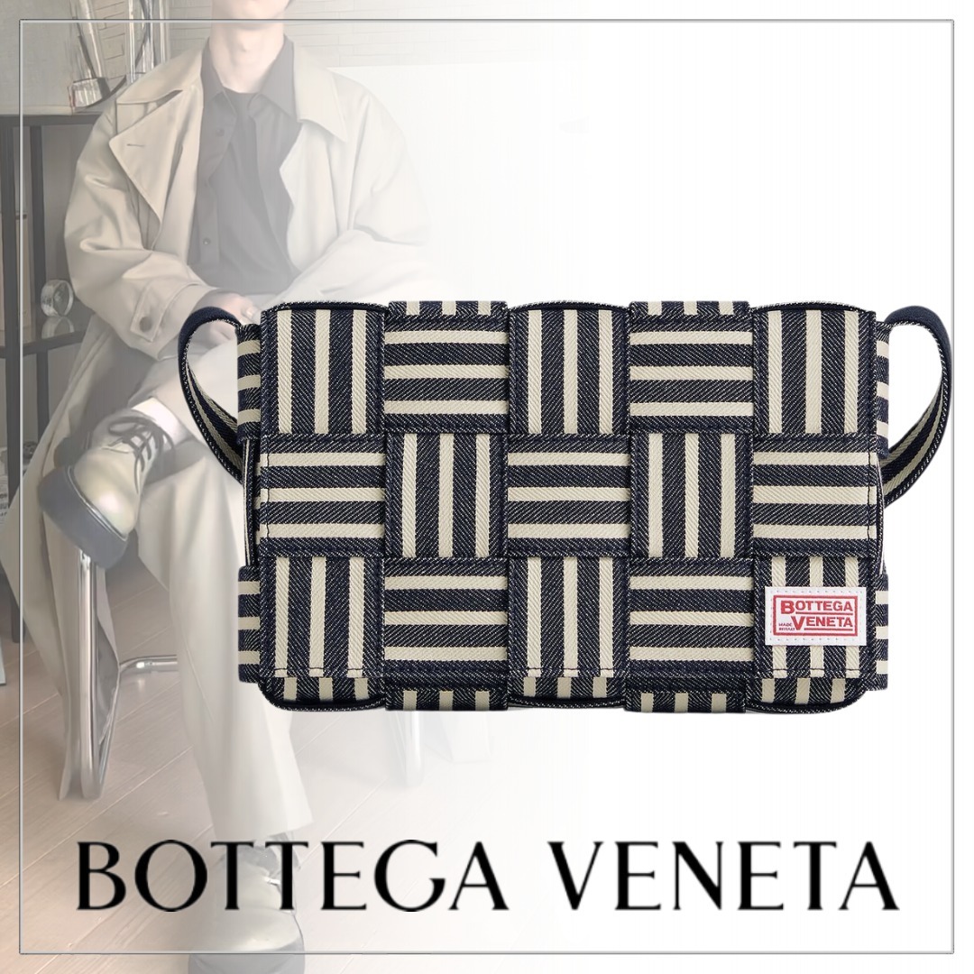 men's FUDGE掲載 BOTTEGA VENETA◆カセット クロスボディバッグ