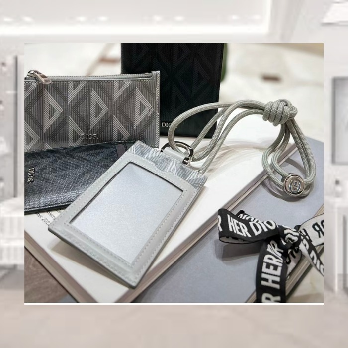 【高級感漂う仕上がり】Dior D-TOUCH バーティカル カードケース 即発☆】Dior ディオール D-TOUCH バーティカル カードケース