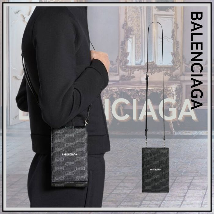 【BALENCIAGA】バレンシアガ Signatureフォンホルダー 国内発☆BBモノグラム】BALENCIAGA SIGNATURE フォンホルダー