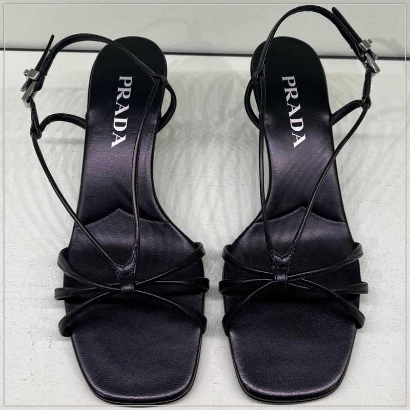 【大人気】PRADA◆レザー ストラップサンダル スクエアトゥ ロゴ
