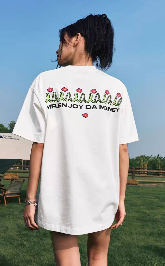 ★MEDM★ロゴ カジュアル シンプルフラワー 半袖Tシャツ/送料込 ☆MEDM☆ロゴ カジュアル シンプルフラワー 半袖Tシャツ/送料込