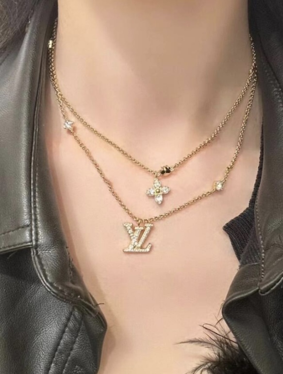 お揃いのブレスレットも有 2連でお得感\tLouisVuitton ネックレス