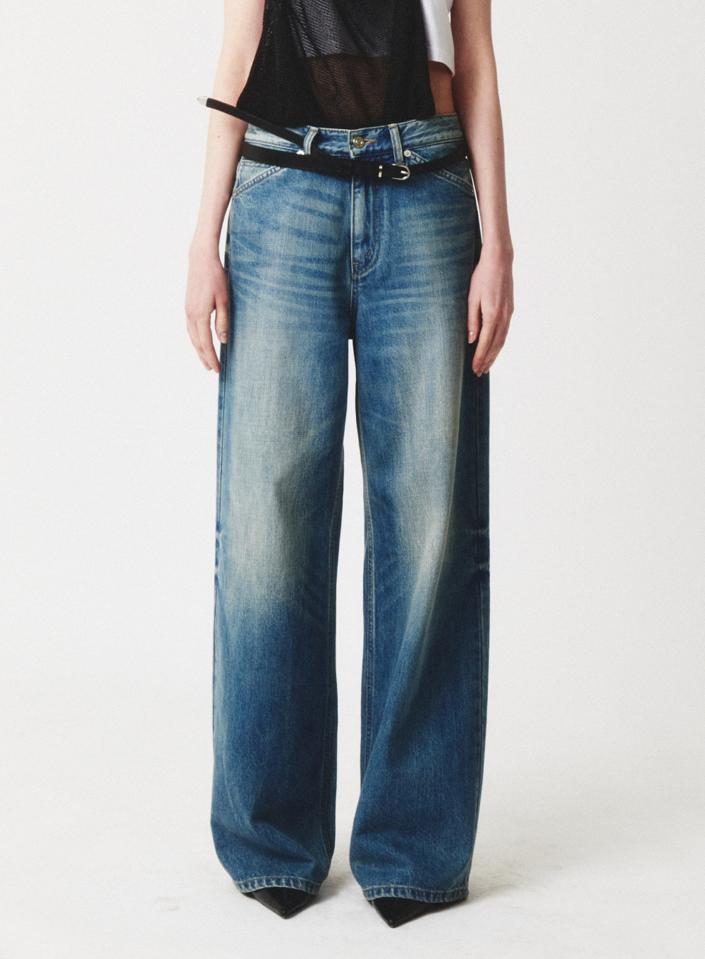 【SATUR】Layne Midrise Straight Denim - Union Washed Blue