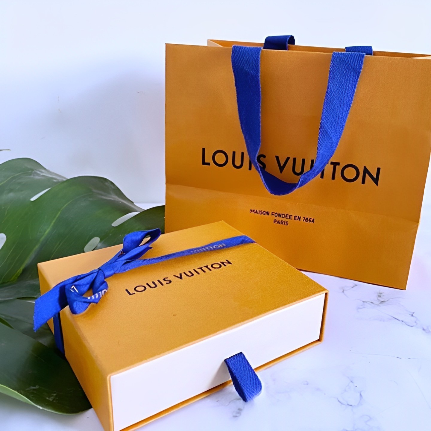溢れる存在感【Louis Vuitton】モノグラム ビーズ ブレスレット 溢れる存在感【Louis Vuitton】モノグラム ビーズ ブレスレット