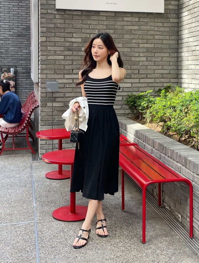 【I AM MARI】Deflin Stripe Sleeveless One Piece