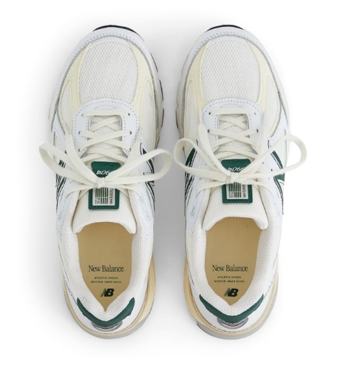 SALE《NEW BALANCE》990V４スニーカー MADE IN USA