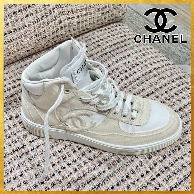 *足元で魅せる♪*【CHANEL】グレー スニーカー ロゴ シンプル 楽天市場】グレー（ブランドシャネル）（スニーカー｜レディース