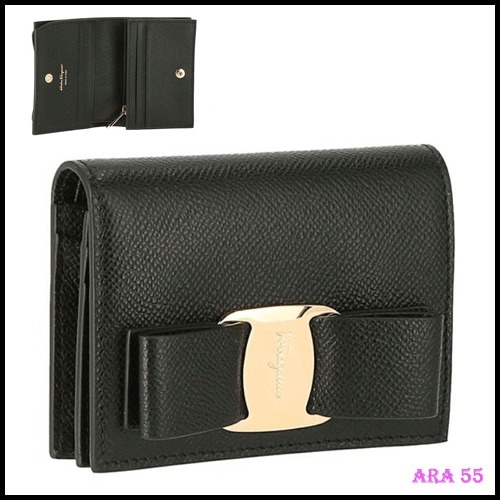 Ferragamo正規品/関税送料込み VARA リボン 折りたたみ財布