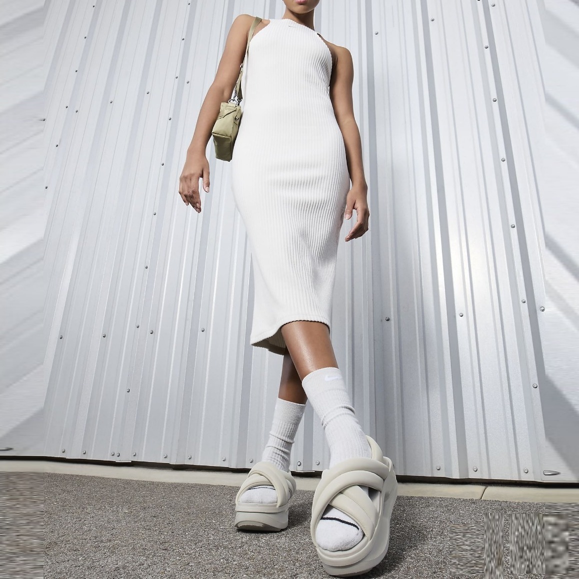 【Nike】Nike Air Max Isla アイラ☆ふわふわ プラットフォーム Nike】Nike Air Max Isla アイラ☆ふわふわ プラットフォーム