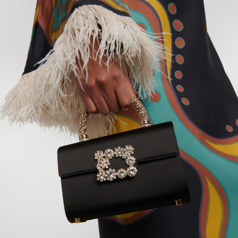 【Roger Vivier】クリスタル装飾クラッチ Efflorescence Clutch in glitter Silver Woman