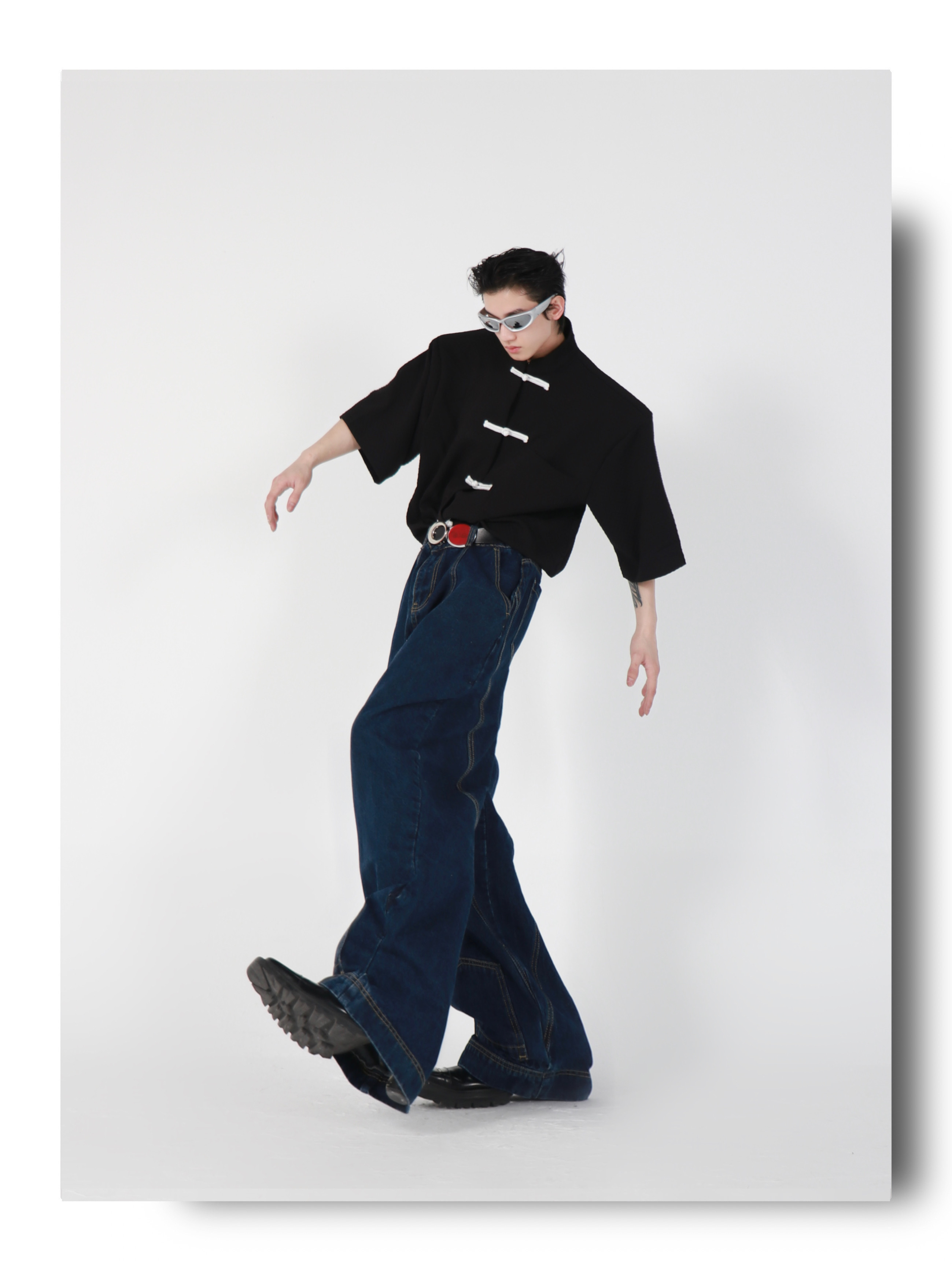 ArgueCultureスタンドＴシャツ切替中華風ロゴ肩パットジッパー ArguE CulturE Tシャツジッパーデザインオリジナル肩パッド男女