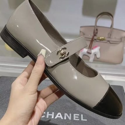 CHANEL More Pumps & Mules Casual Style Plain Leather Party Style Elegant Style