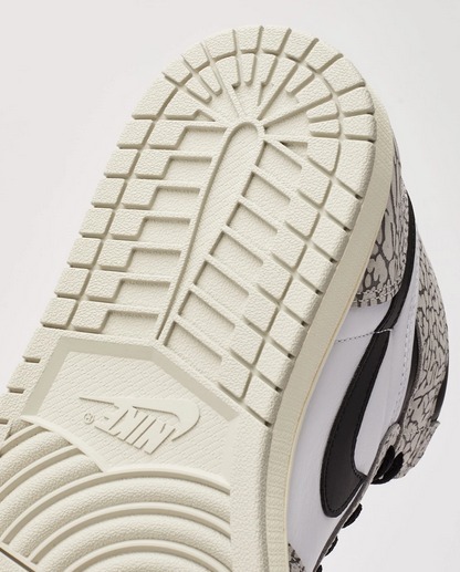 NIKE エアジョーダン 1 レトロ ハイ OG \"エレファント\" DZ5485