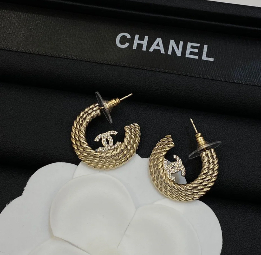24SS《エレガント》CHANEL フープ ピアス