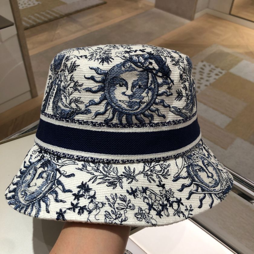 6万取引突破☆UPS速達便利用!【DIOR】42TFS923X131_ハット (Dior