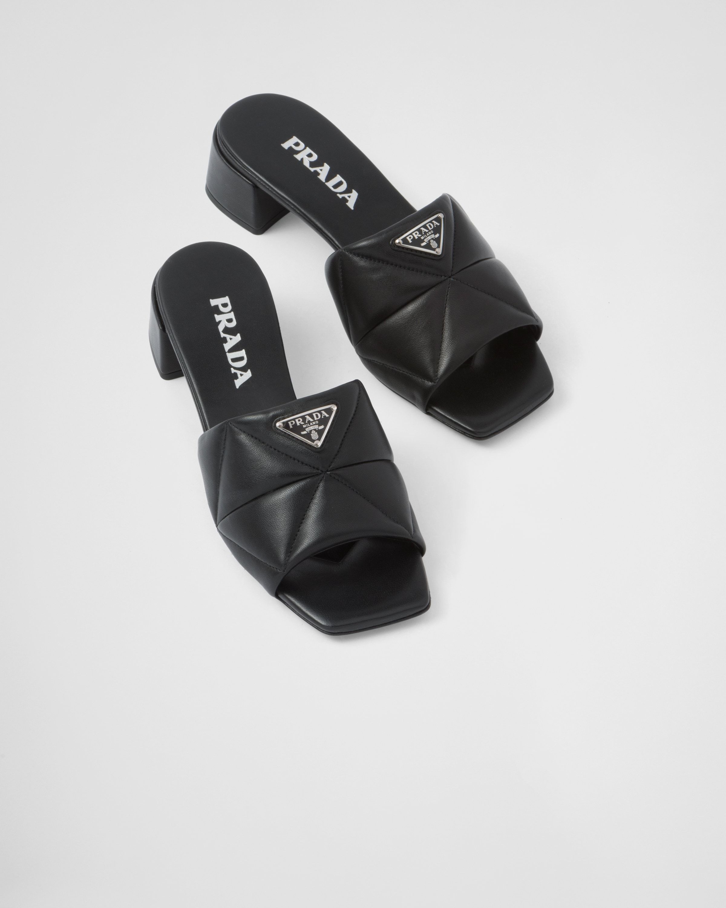 【海外限定新作】PRADA キルティングナッパレザー スライド 海外限定新作】PRADA キルティングナッパレザー スライド (PRADA