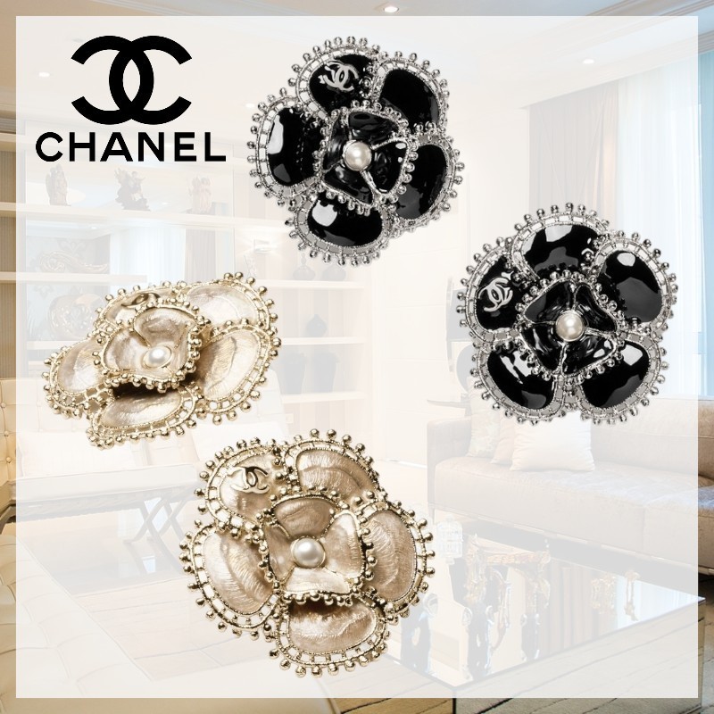 【耳元からエレガントに】 CHANEL CCロゴ クリップ イヤリング