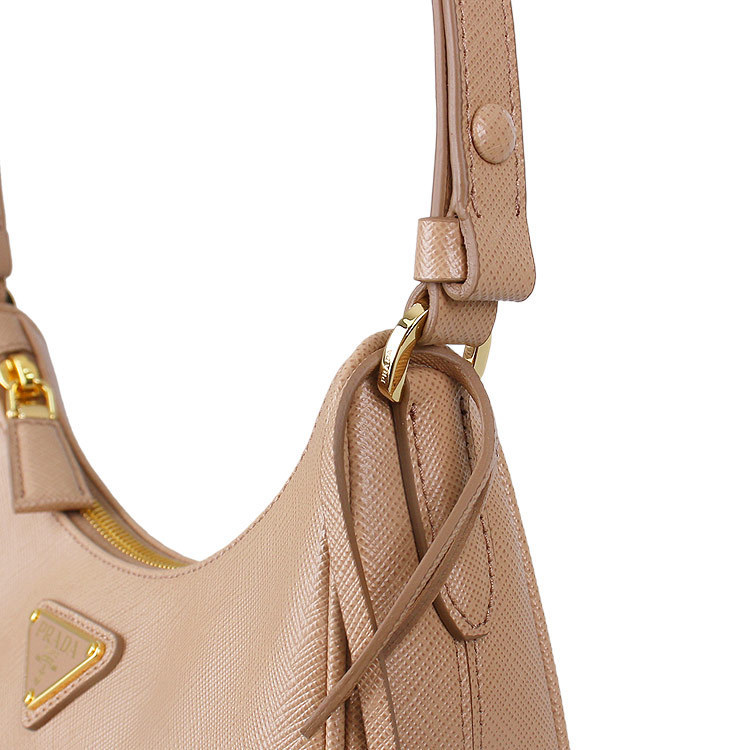 《PRADA》 サフィアーノ ミニショルダーバッグ