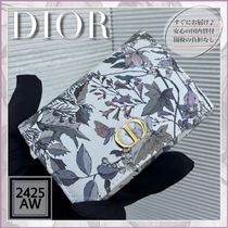 【冬らしい花々と植物♪】DIOR Dior Caro グリシーヌウォレット