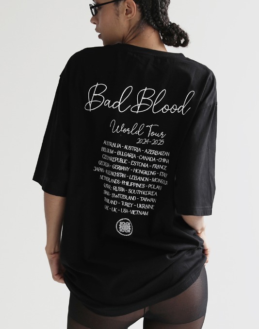 送料関税無料★Bad Blood★ Tシャツ BADBLOOD☆韓国人気 Bad World Tour T-Shirt - 2Color 男女共用