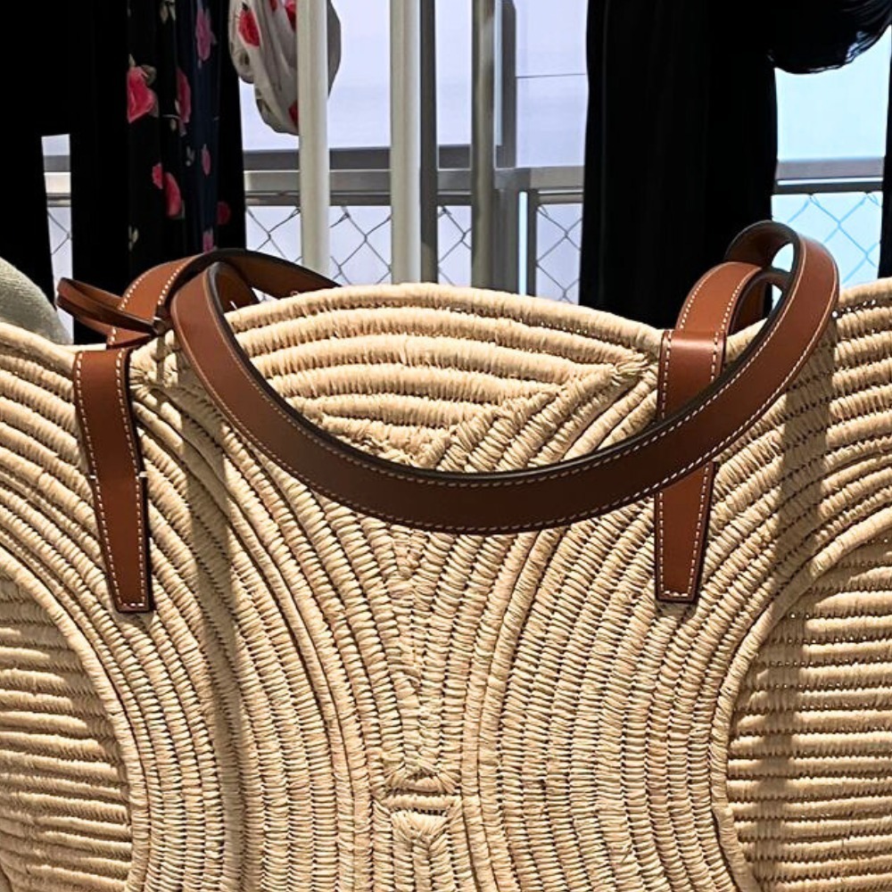《自分ご褒美》【CELINE】クラシックパニエバッグ ラフィア