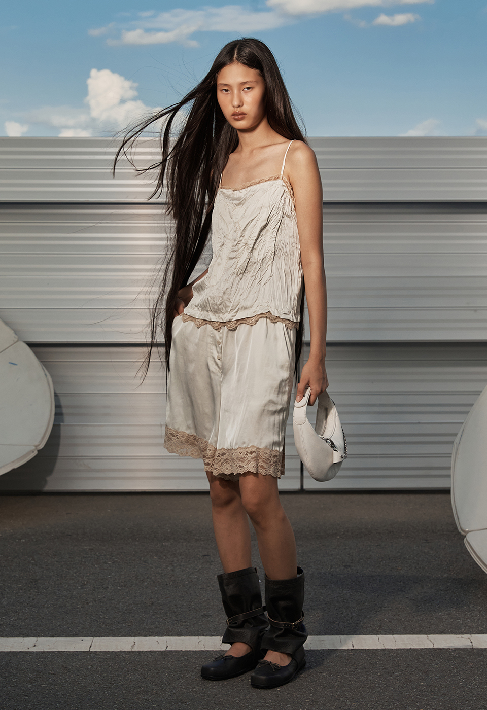 [OPEN YY] / ☆ 24SS LACE TRIM LOUNGE SHORTS / LIGHT BEIGE
