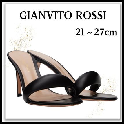 Gianvito Rossi Heeled Enamel Plain Leather Pin Heels Party Style Elegant Style