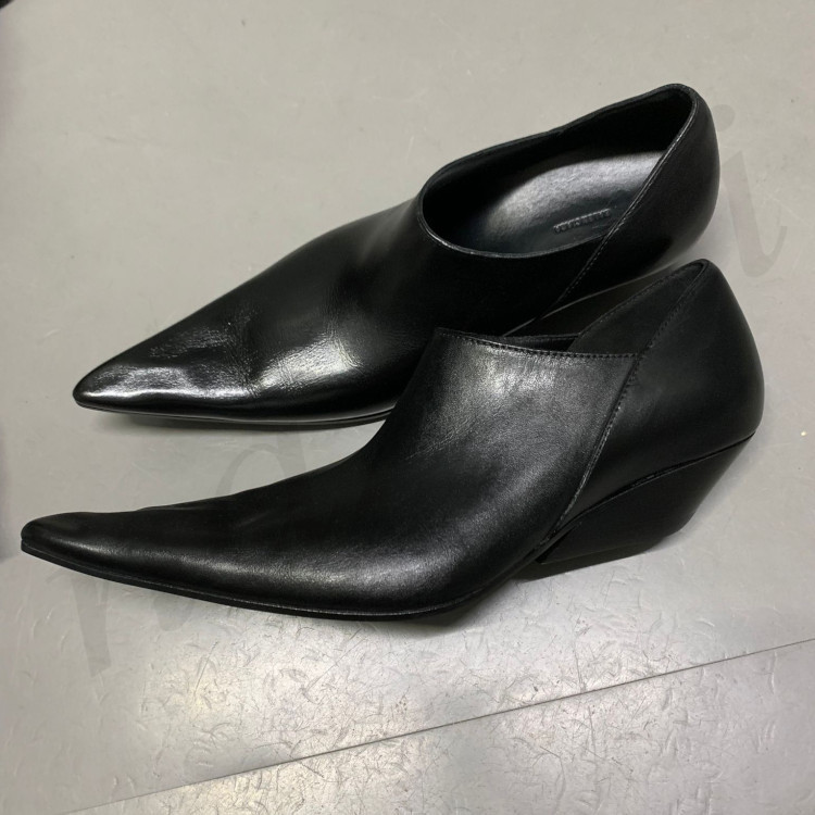 送料込】BALENCIAGA☆SUBWAY ローファー 靴・ブーツ・サンダル