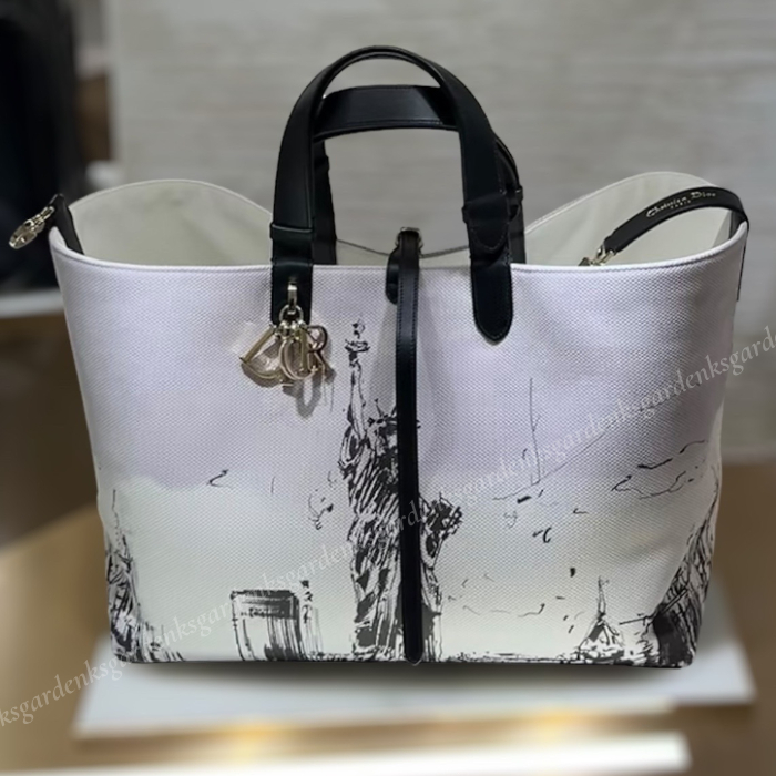すぐ届く！DIOR Toujours バッグ ラージ New York キャンバス