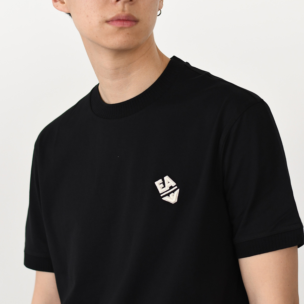 【国内即発】EMPORIO ARMANI 軽量ジャージー ロゴ＆リブ Tシャツ 国内即発】EMPORIO ARMANI 軽量ジャージー ロゴ＆リブ Tシャツ